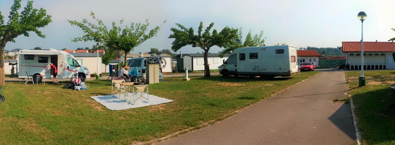 Camping Derby ลอเรโด ภายนอก รูปภาพ